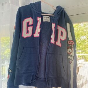 Gap sweatshirt